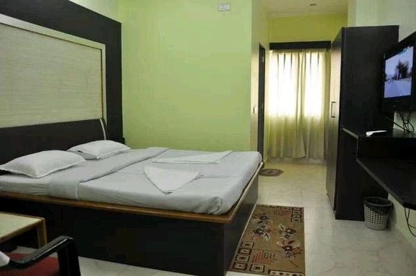 MEGHALAYA (4N/5D)