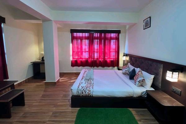 SILK ROUTE, GANGTOK & PELLING - 5N/6D